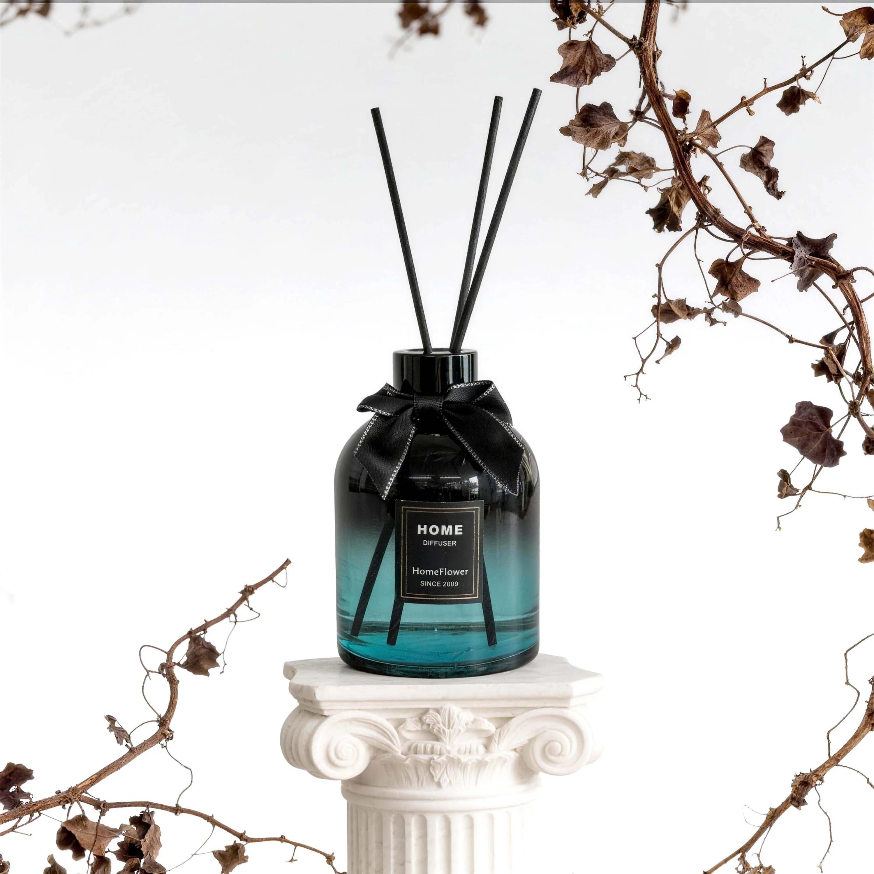 A private-label reed diffuser bottle ready for a fragrance brief